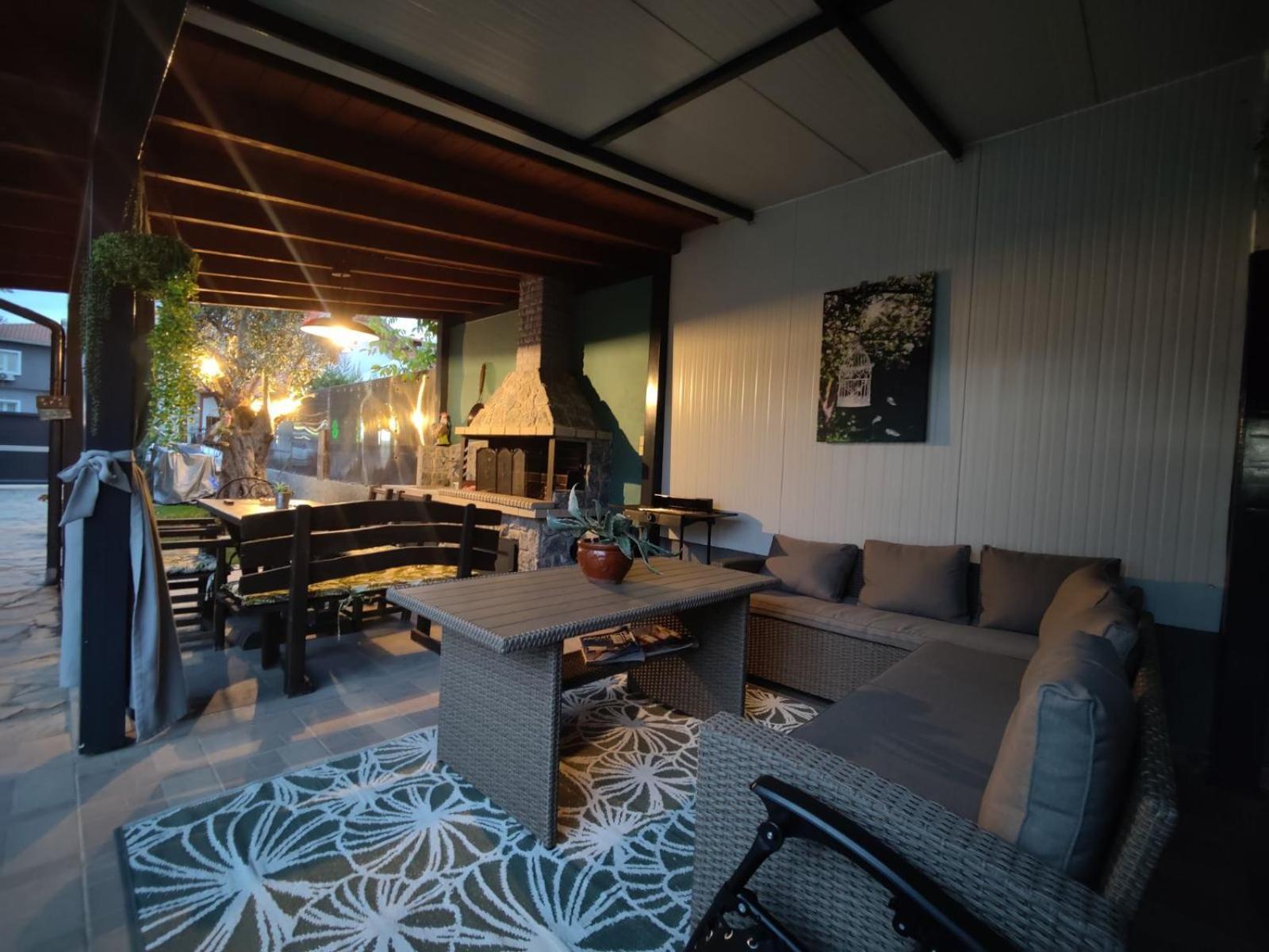 Vintage Lux Homes