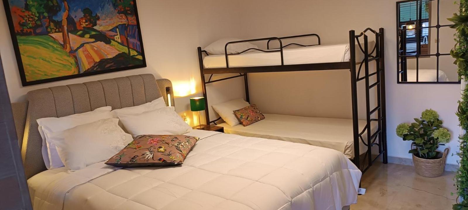 Vintage Lux Homes Apartment